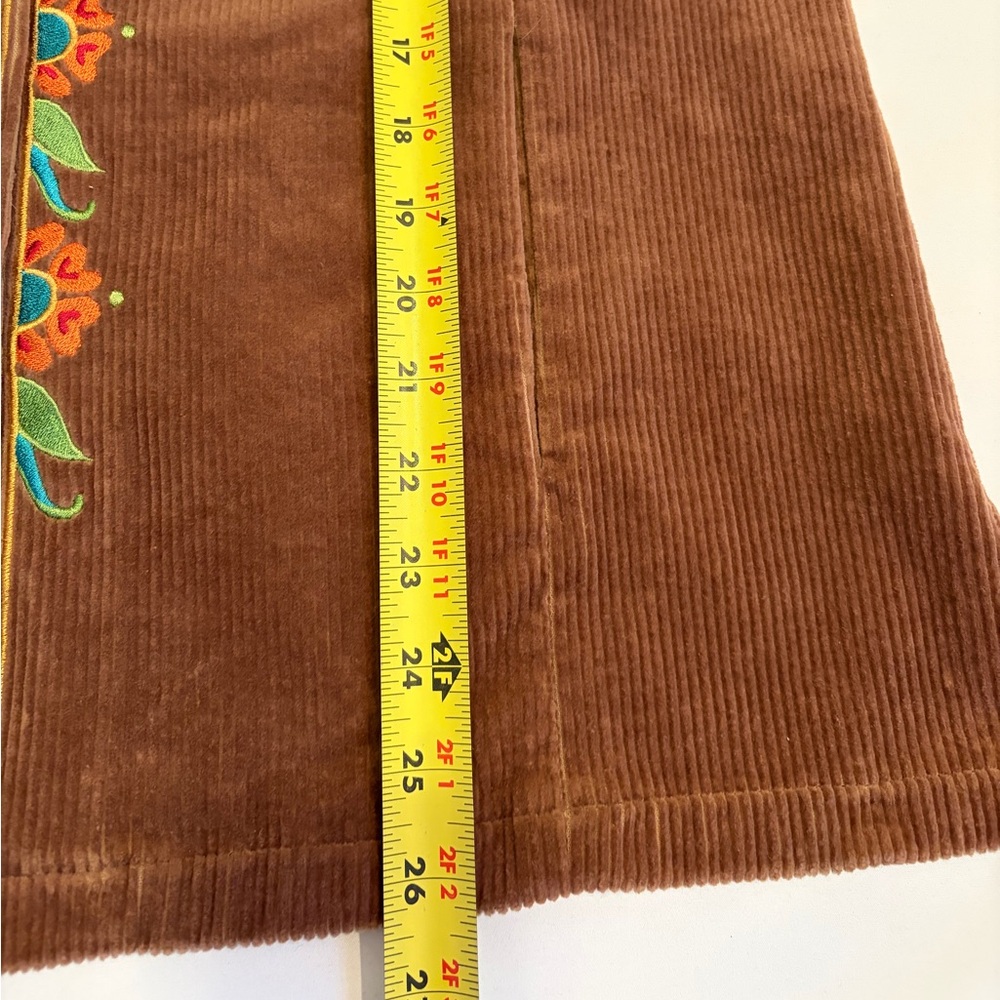 Bob Mackie Wearable Art Brown Corduroy Embroidered Button Down Shirt Top Medium - Picture 11 of 15